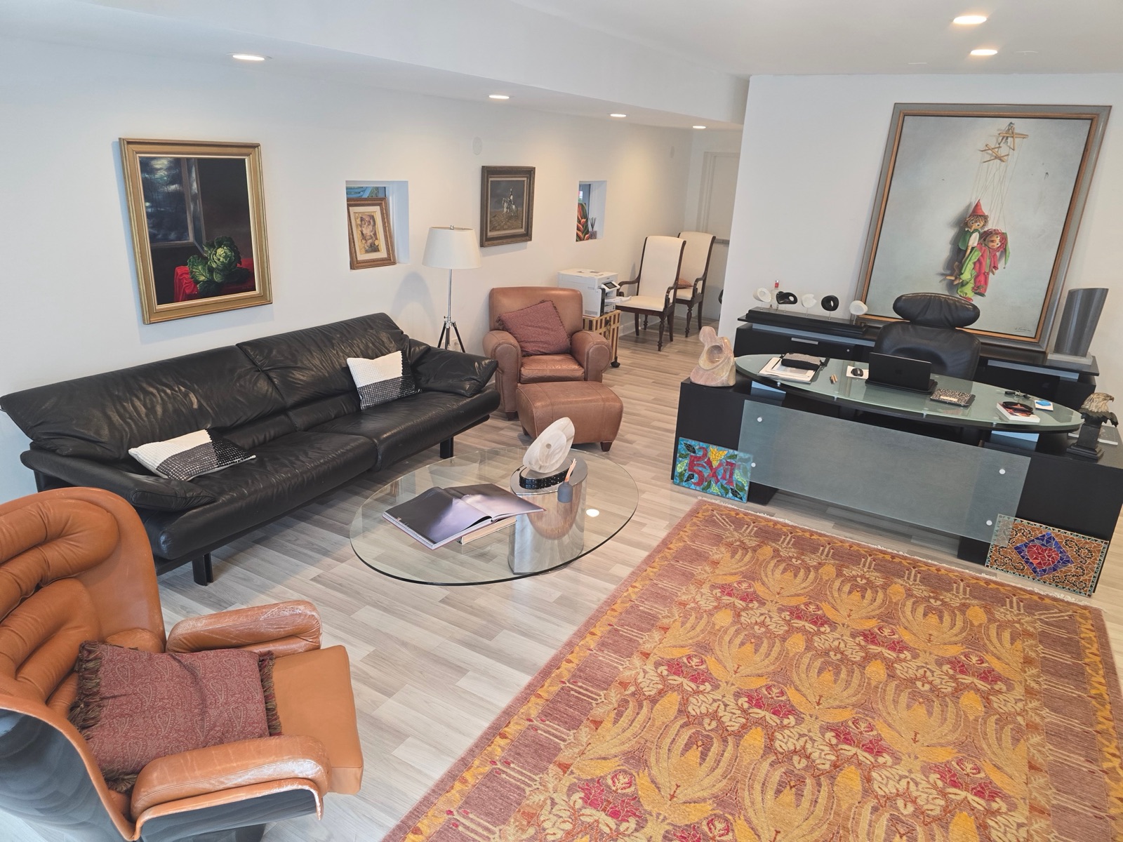 Lounge area